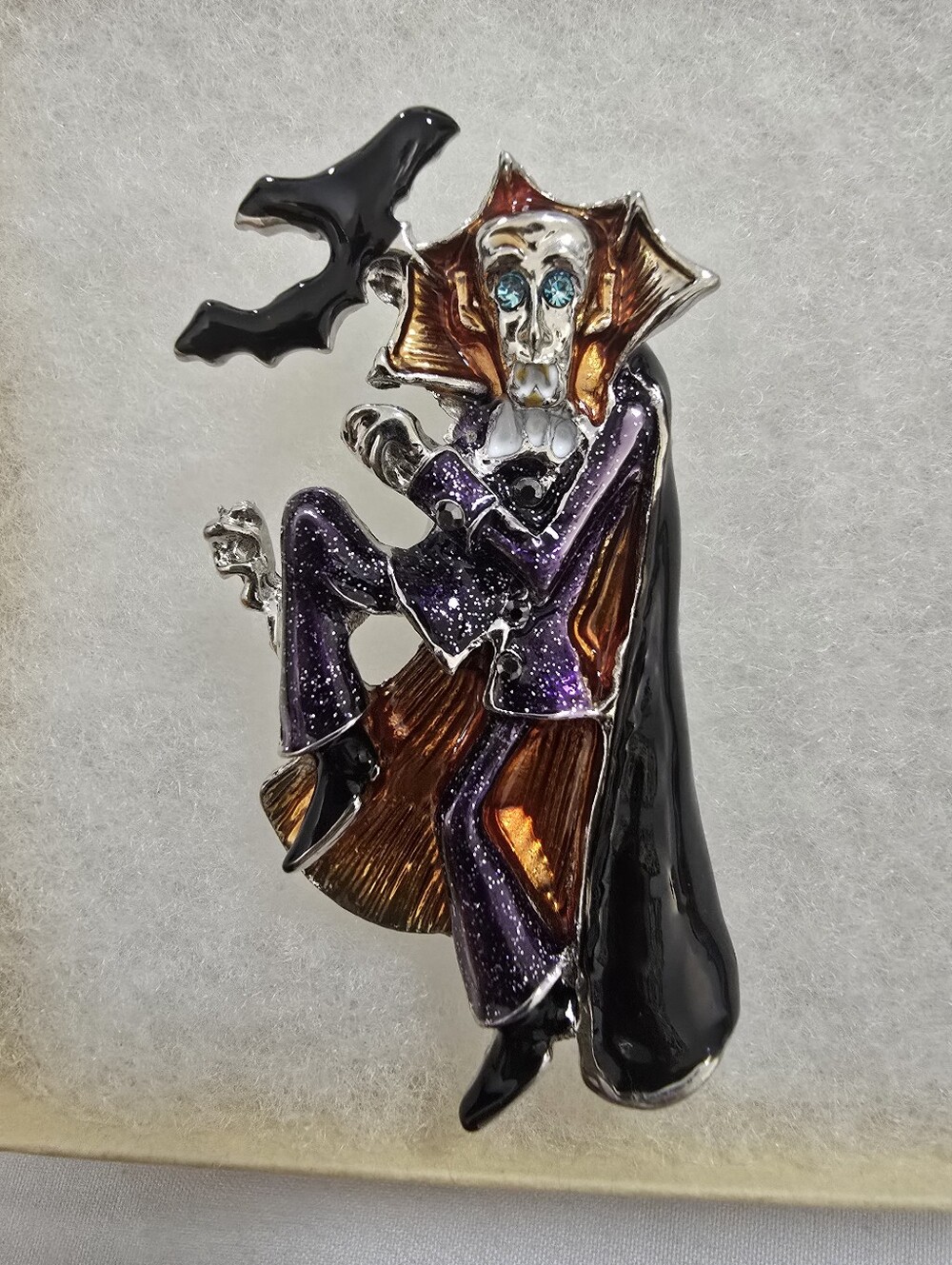 Scary Vintage Halloween Vampire Bat Brooch in Black, Purple & Orange